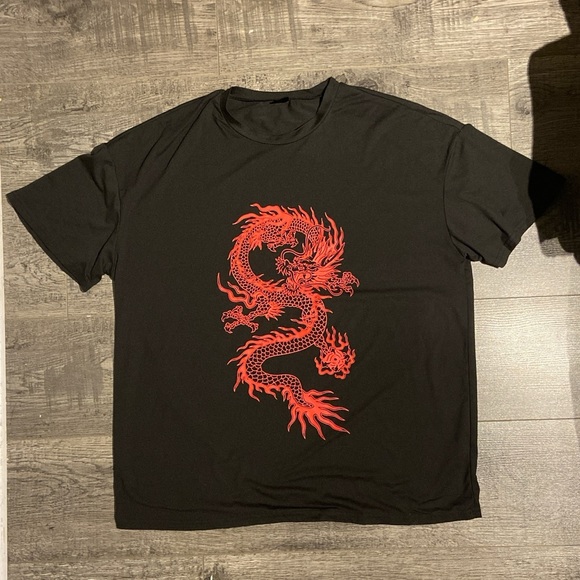 🩻 BLACK DRAGON TEE - Picture 1 of 2